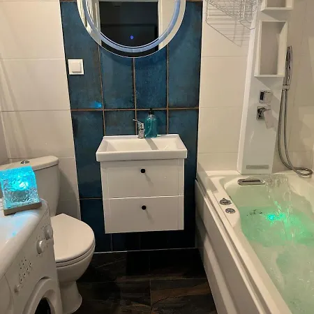 Junglespa Z Prywatnym Jacuzzi Centrum Samodzielne Zameldowanie I Bezplatny Parking